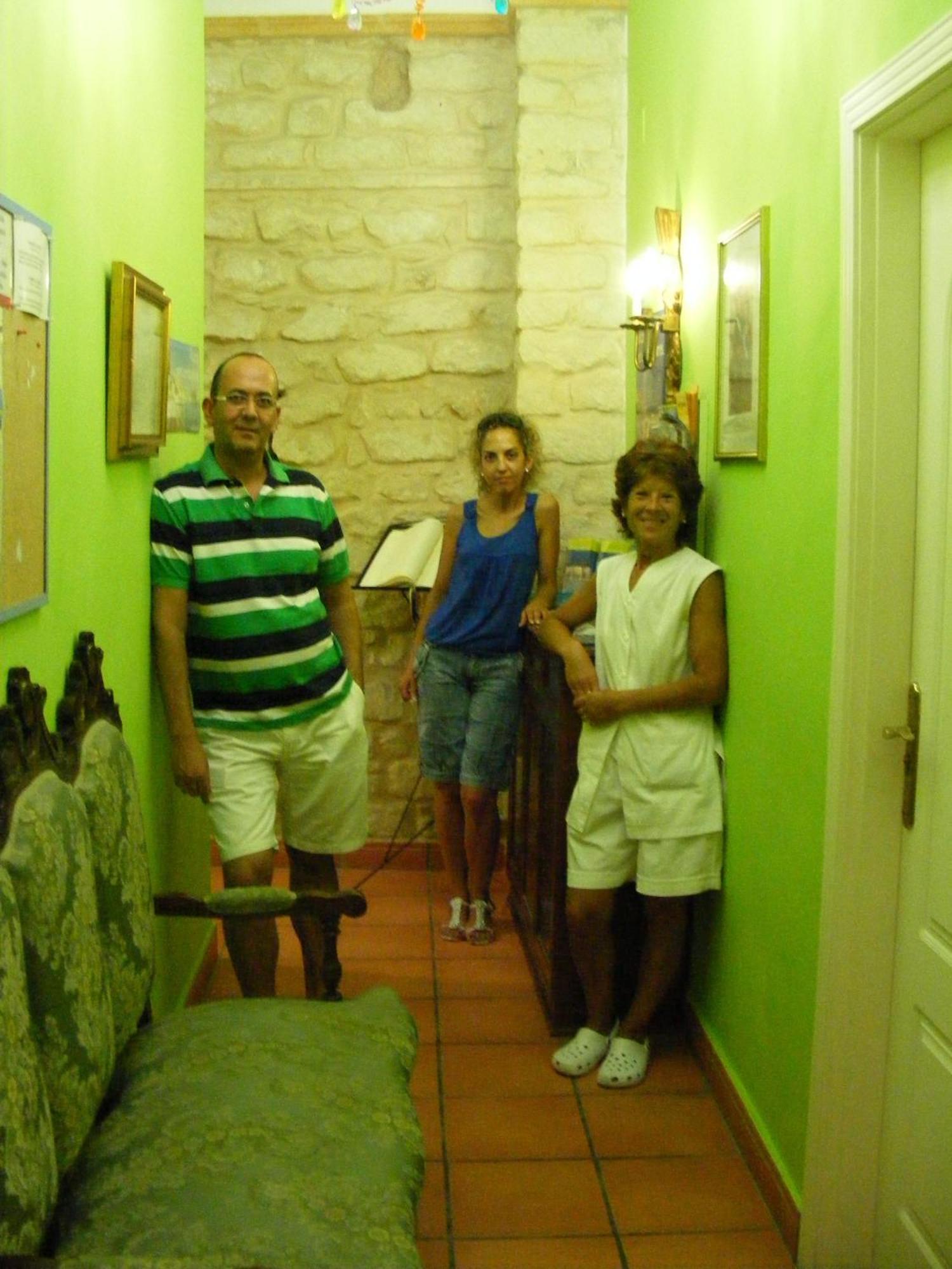 Pension Antonio Guesthouse Alicante Exterior photo